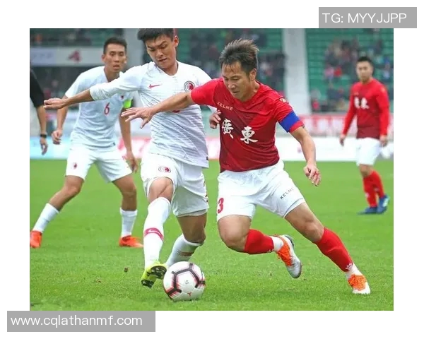 武汉足球队的默契配合揭秘与战术分析带你领略足球魅力与团队精神 武汉足球队的默契配合揭秘与战术分析带你领略足球魅力与团队精神