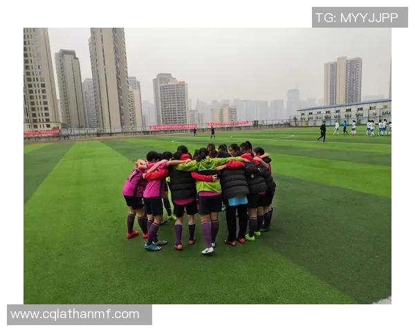 武汉足球队在灵活性排行榜中荣登第七名引发热议与期待 武汉足球队在灵活性排行榜中荣登第七名引发热议与期待